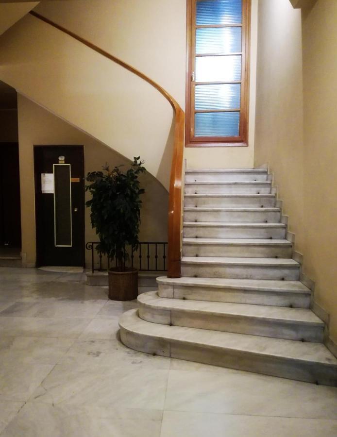 Voula'S Apartment Athens Ngoại thất bức ảnh